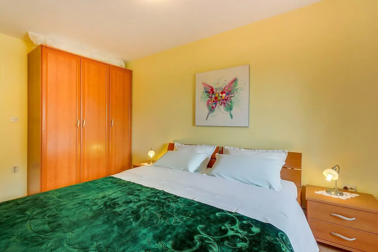 Apartmani Rukonic Aleksandar Nerezine